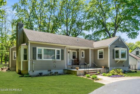 323 Florence Road Middletown NJ 07748