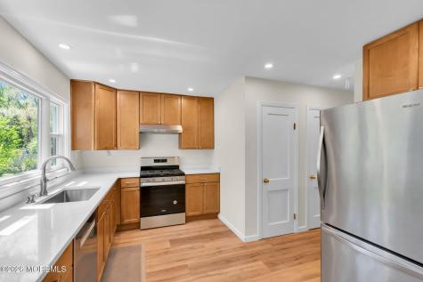 323 Florence Road Middletown NJ 07748