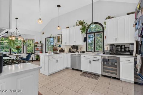 5 Grant Court Tinton Falls NJ 07724
