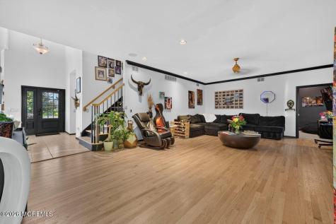 5 Grant Court Tinton Falls NJ 07724