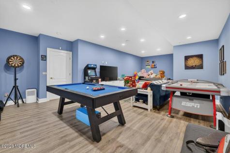 5 Grant Court Tinton Falls NJ 07724
