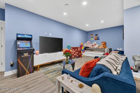 5 Grant Court Tinton Falls NJ 07724