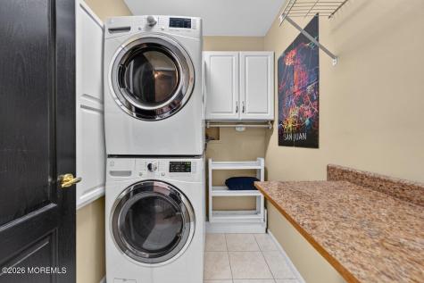 5 Grant Court Tinton Falls NJ 07724