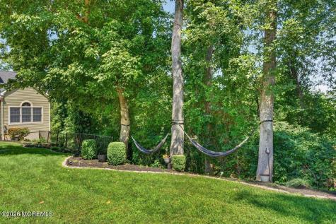 5 Grant Court Tinton Falls NJ 07724