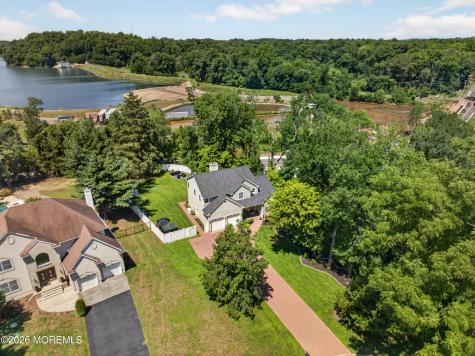 5 Grant Court Tinton Falls NJ 07724