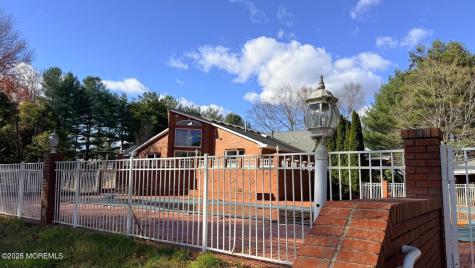 19-23 Roberts Road Millstone NJ 08535