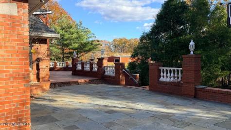 19-23 Roberts Road Millstone NJ 08535
