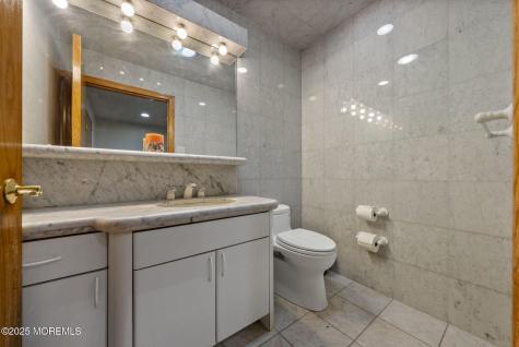 19-23 Roberts Road Millstone NJ 08535