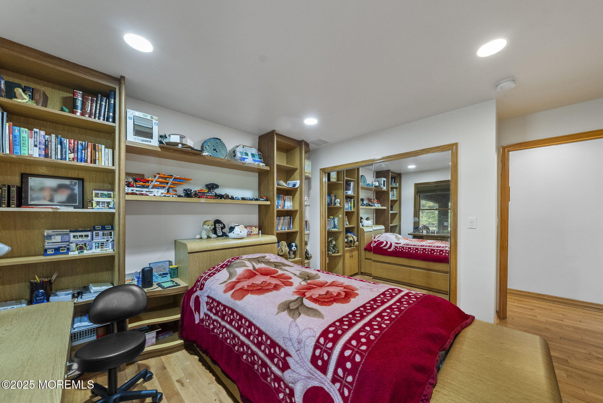 19-23 Roberts Road Millstone NJ 08535