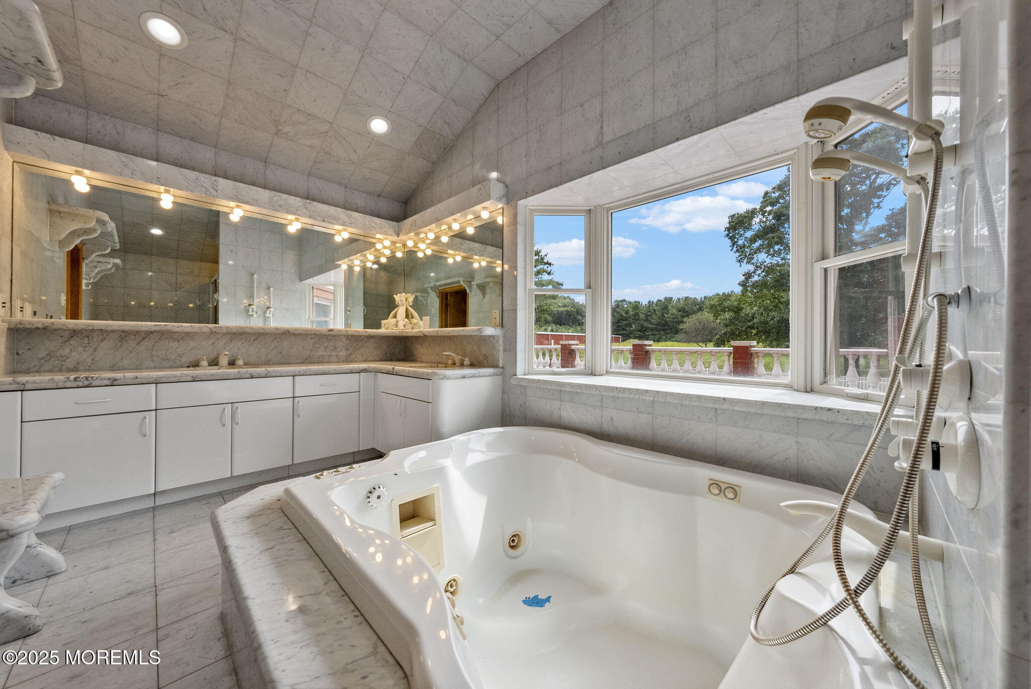 19-23 Roberts Road Millstone NJ 08535