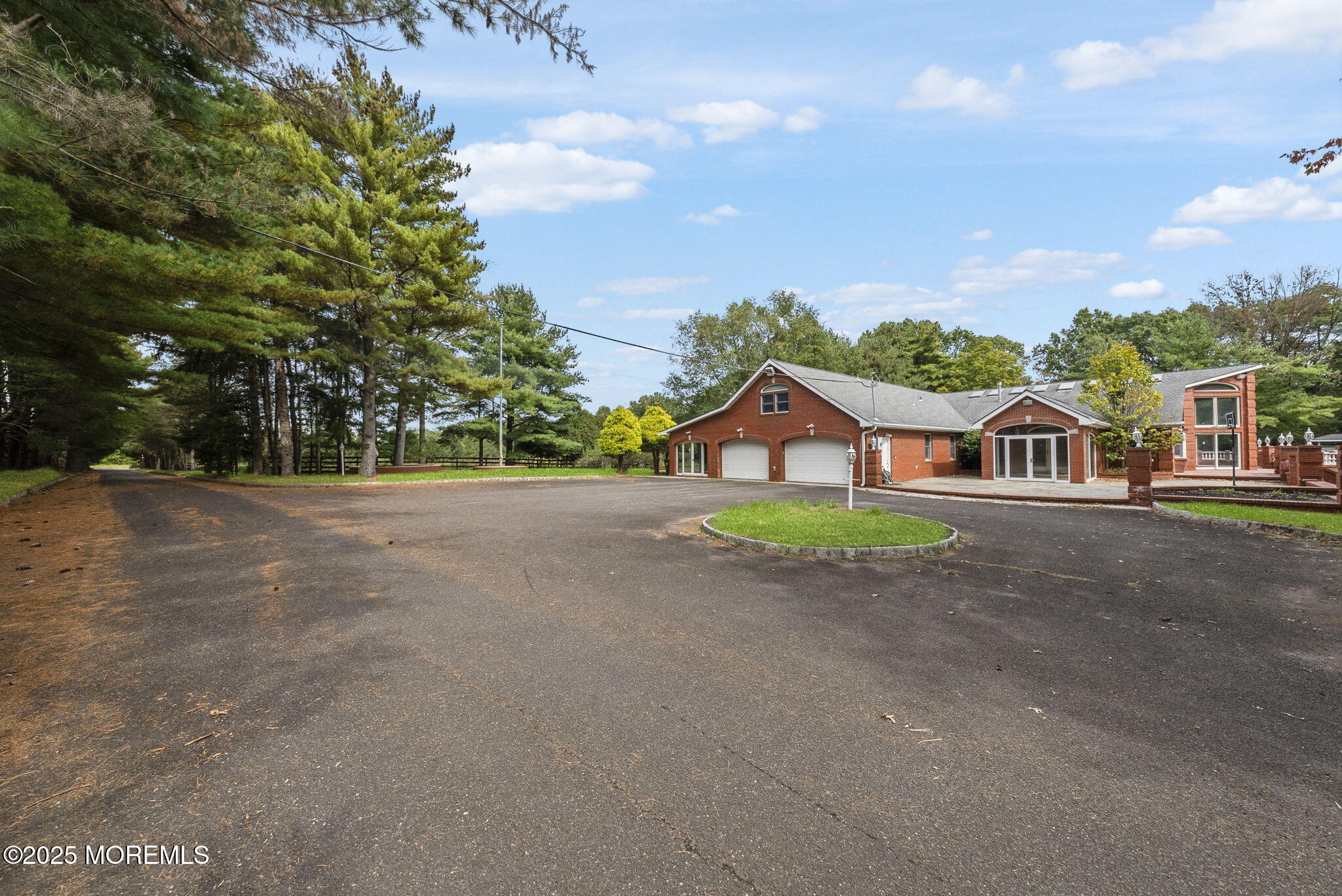 19-23 Roberts Road Millstone NJ 08535