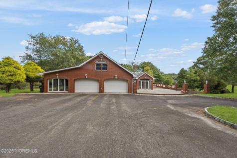 19-23 Roberts Road Millstone NJ 08535