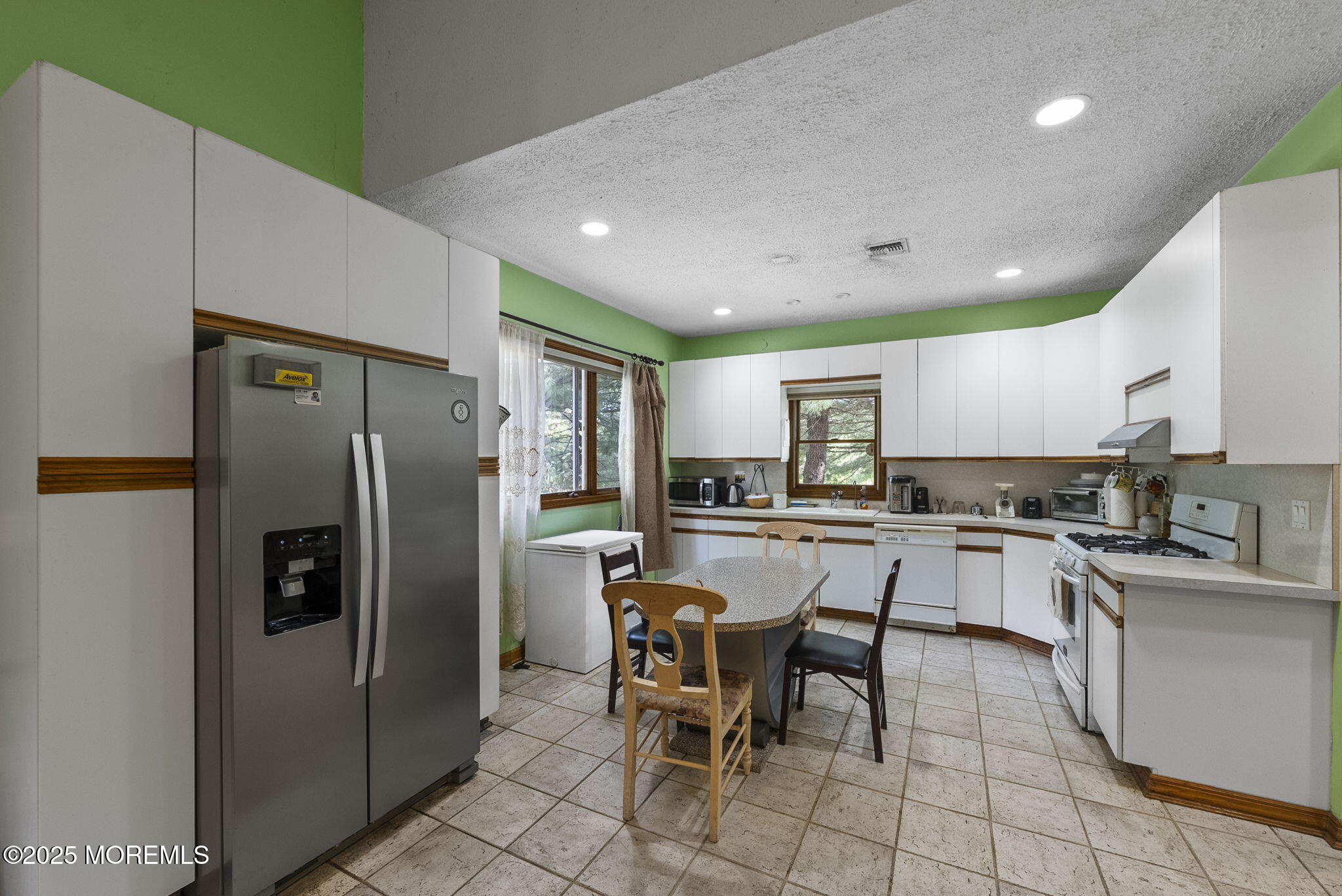 19-23 Roberts Road Millstone NJ 08535