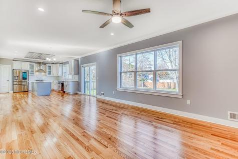 2 Railroad Avenue Bayville NJ 08721