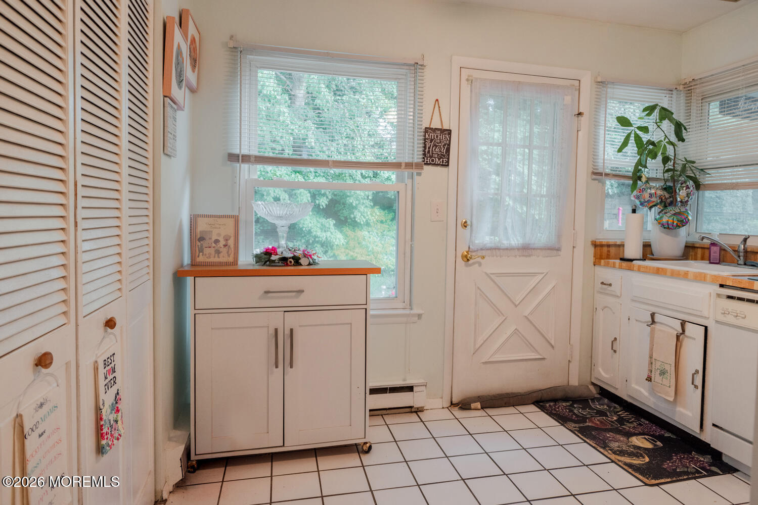 9 Elmswell Avenue Manchester NJ 08759