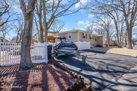 353 Church Road Brick NJ 08723