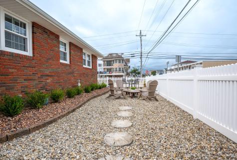 1312 Boulevard Seaside Park NJ 08752