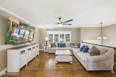 7 Annapolis Drive Manalapan NJ 07726