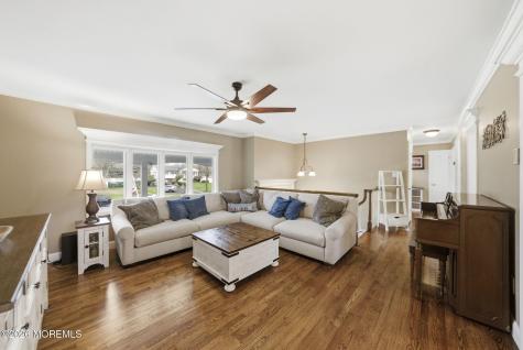 7 Annapolis Drive Manalapan NJ 07726