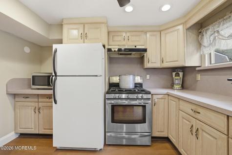 7 Annapolis Drive Manalapan NJ 07726