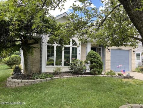 2231 S Chanticleer Court Toms River NJ 08755