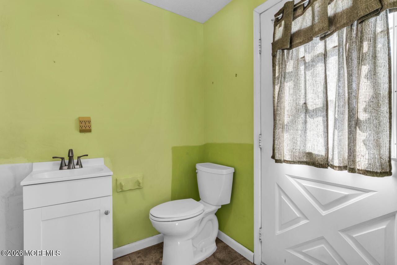 11 Hemlock Road Howell NJ 07731