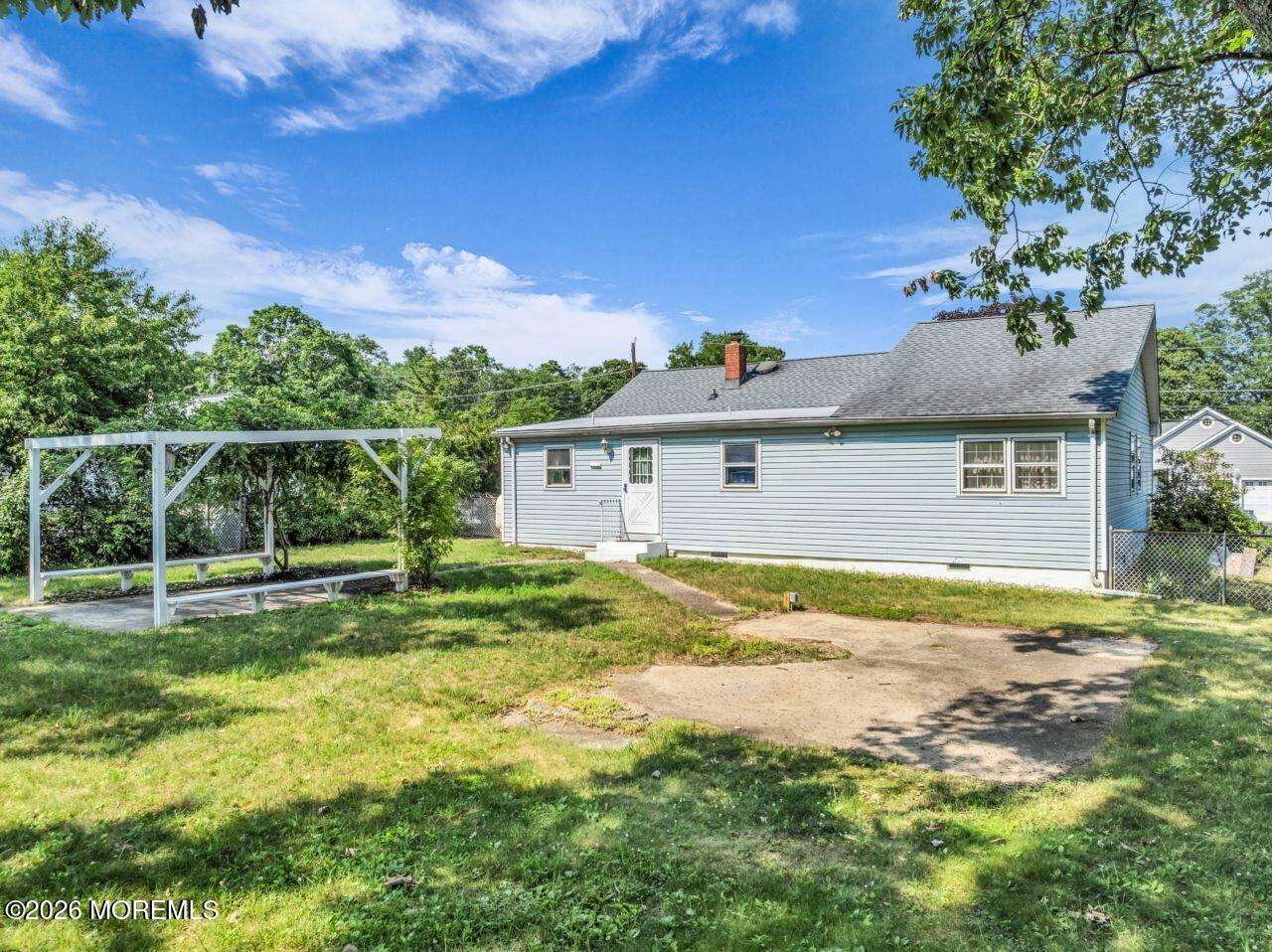 11 Hemlock Road Howell NJ 07731