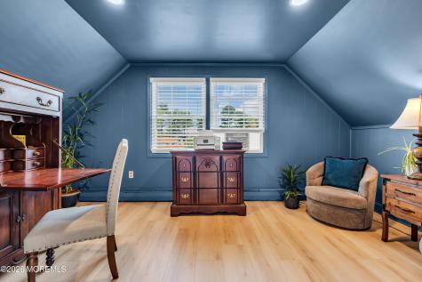 40 Icemeadow Lane Aberdeen NJ 07747