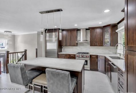 34 Vernon Street Parlin NJ 08859