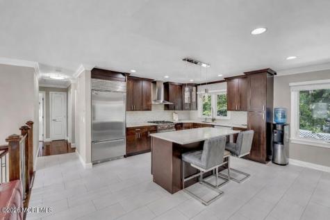 34 Vernon Street Parlin NJ 08859