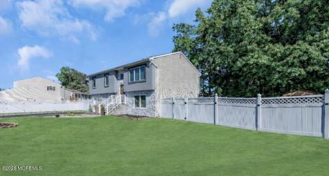 34 Vernon Street Parlin NJ 08859