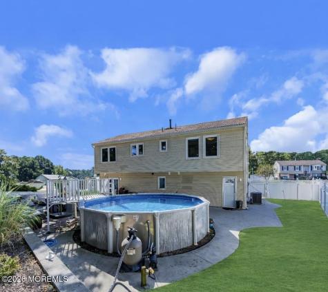 34 Vernon Street Parlin NJ 08859