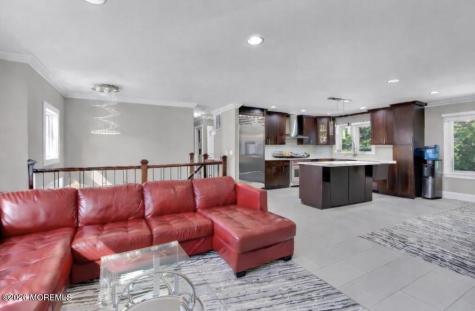 34 Vernon Street Parlin NJ 08859