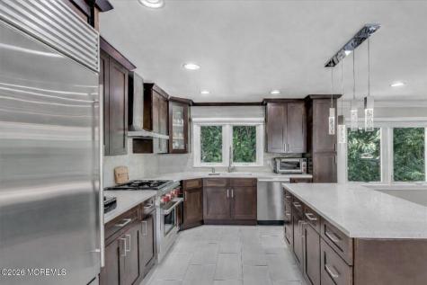 34 Vernon Street Parlin NJ 08859