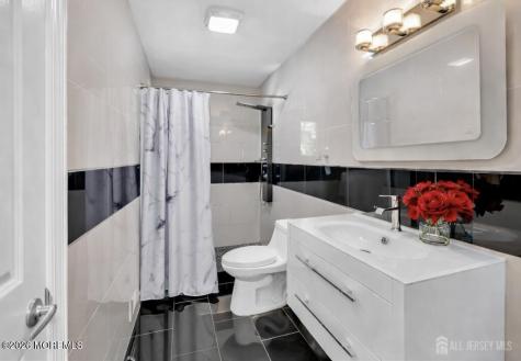 34 Vernon Street Parlin NJ 08859