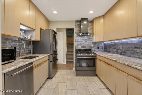 61 Aspen Avenue Englishtown NJ 07726