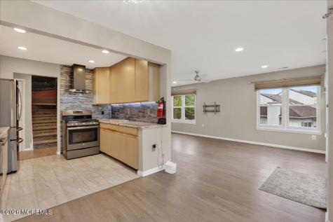 61 Aspen Avenue Englishtown NJ 07726