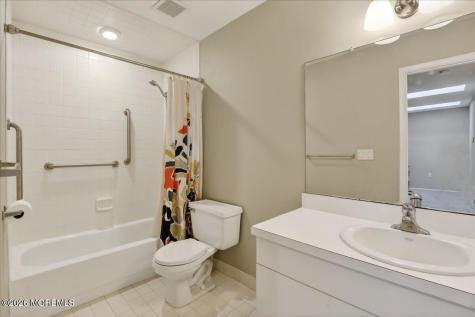 61 Aspen Avenue Englishtown NJ 07726