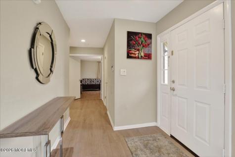 61 Aspen Avenue Englishtown NJ 07726