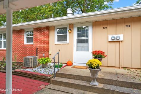 72F Dorchester Drive Lakewood NJ 08701