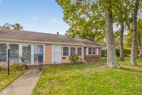 72F Dorchester Drive Lakewood NJ 08701
