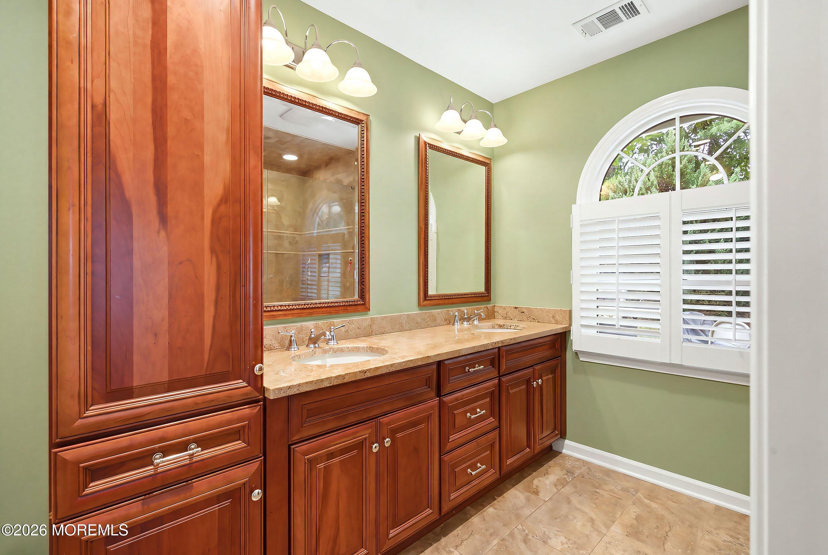 2274 Agincourt Road Toms River NJ 08755