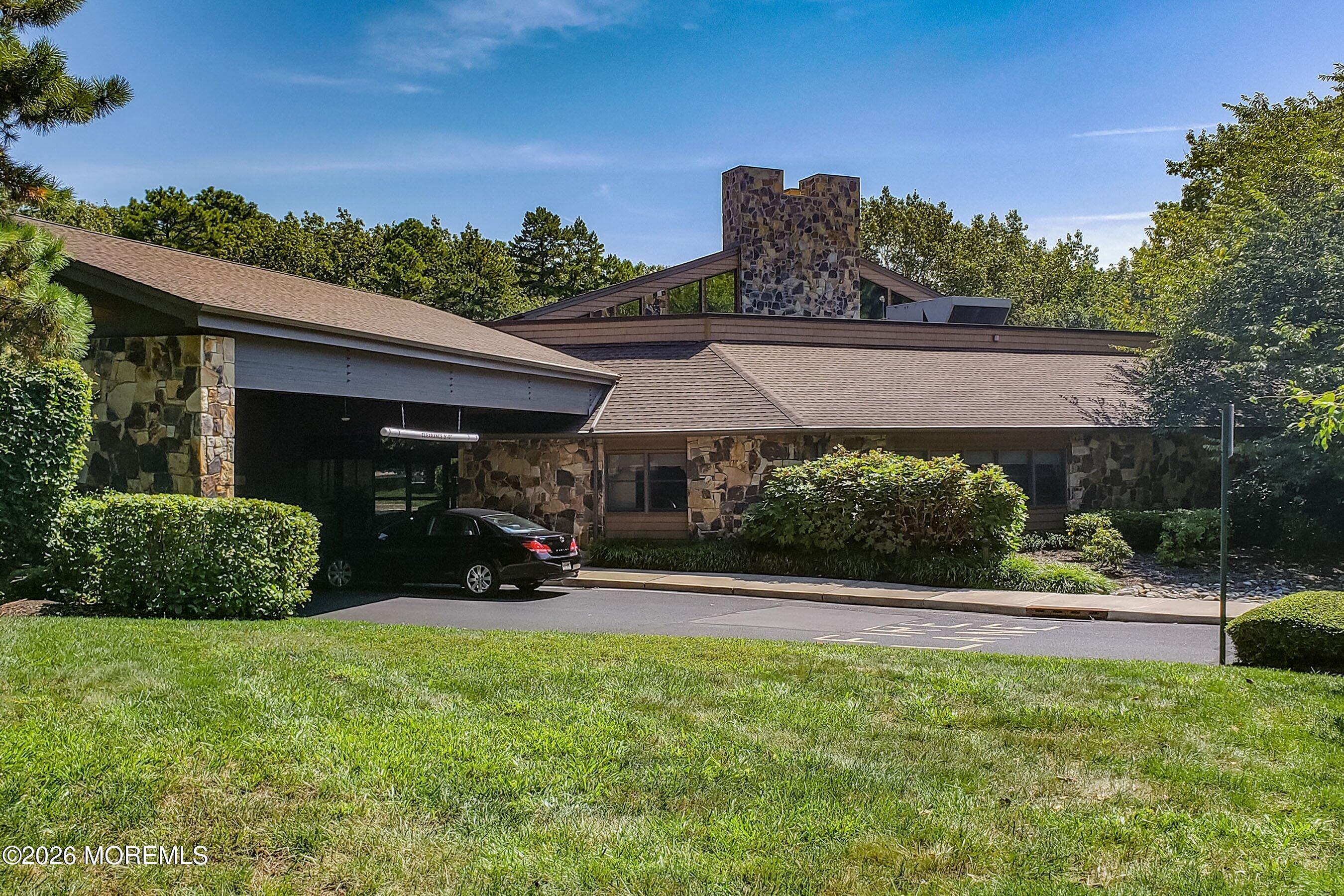 2274 Agincourt Road Toms River NJ 08755