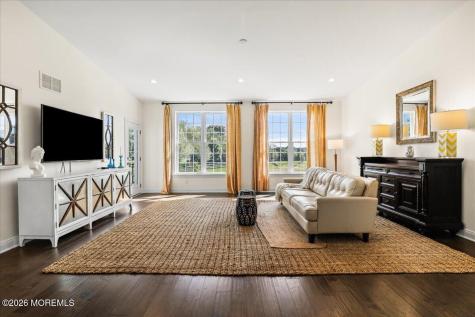 10 Greylynne Court Holmdel NJ 07733