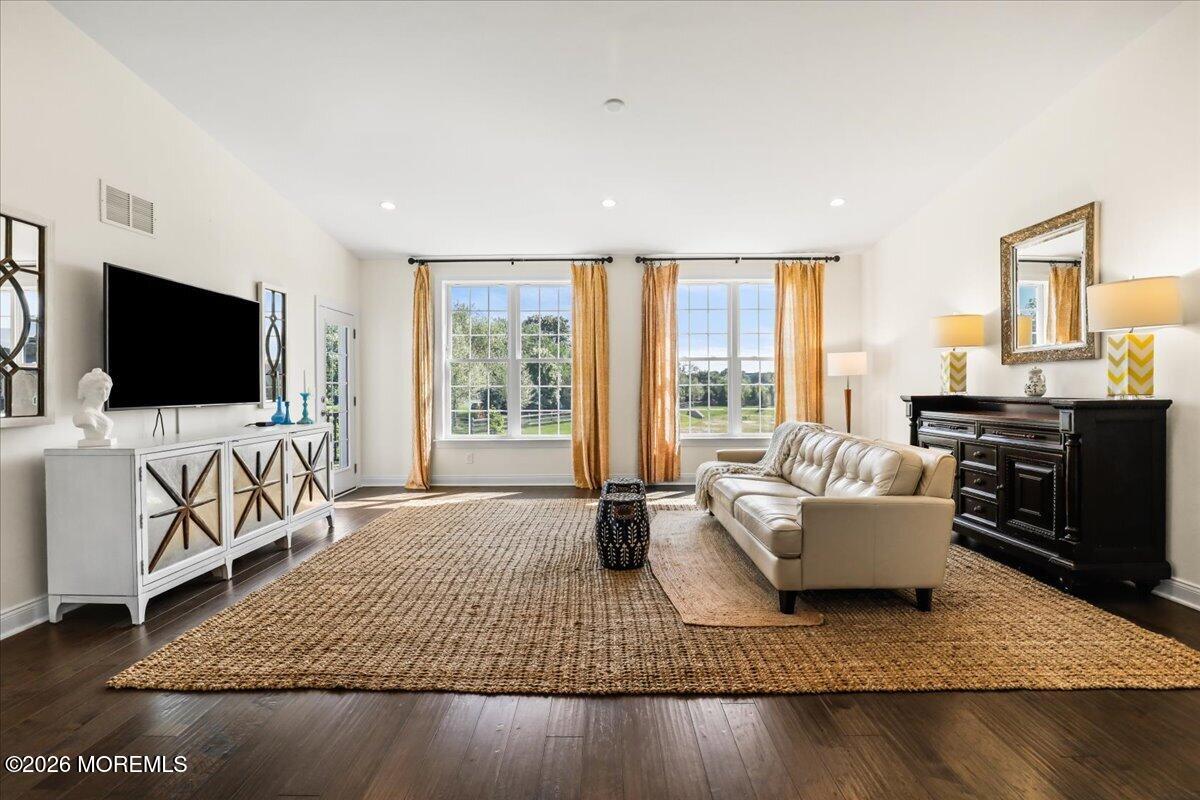 10 Greylynne Court Holmdel NJ 07733
