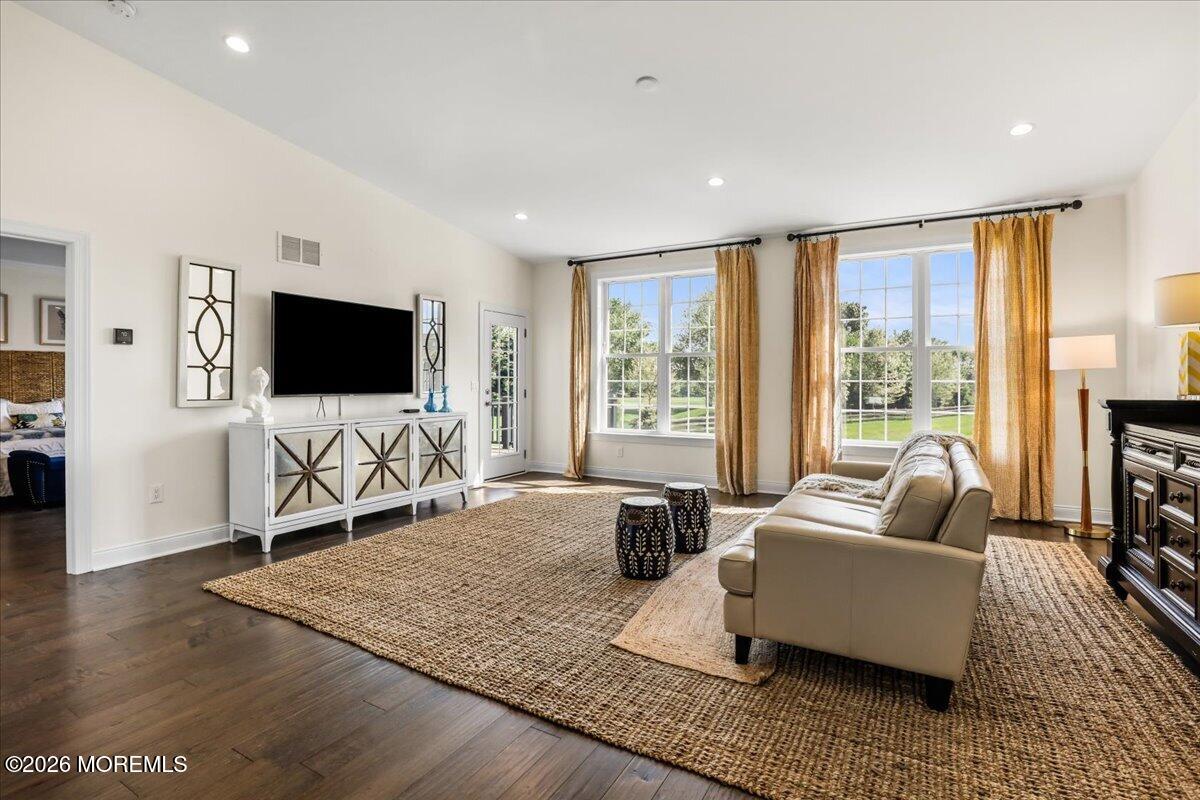 10 Greylynne Court Holmdel NJ 07733