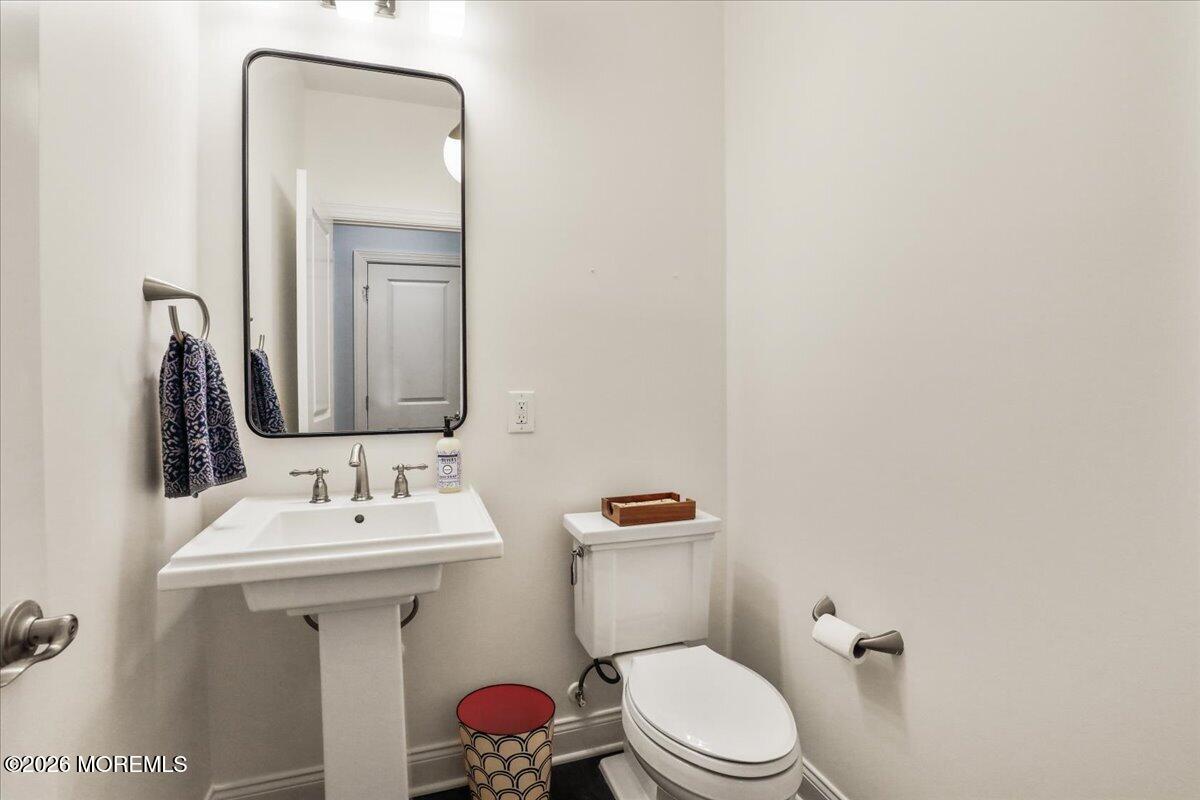 10 Greylynne Court Holmdel NJ 07733