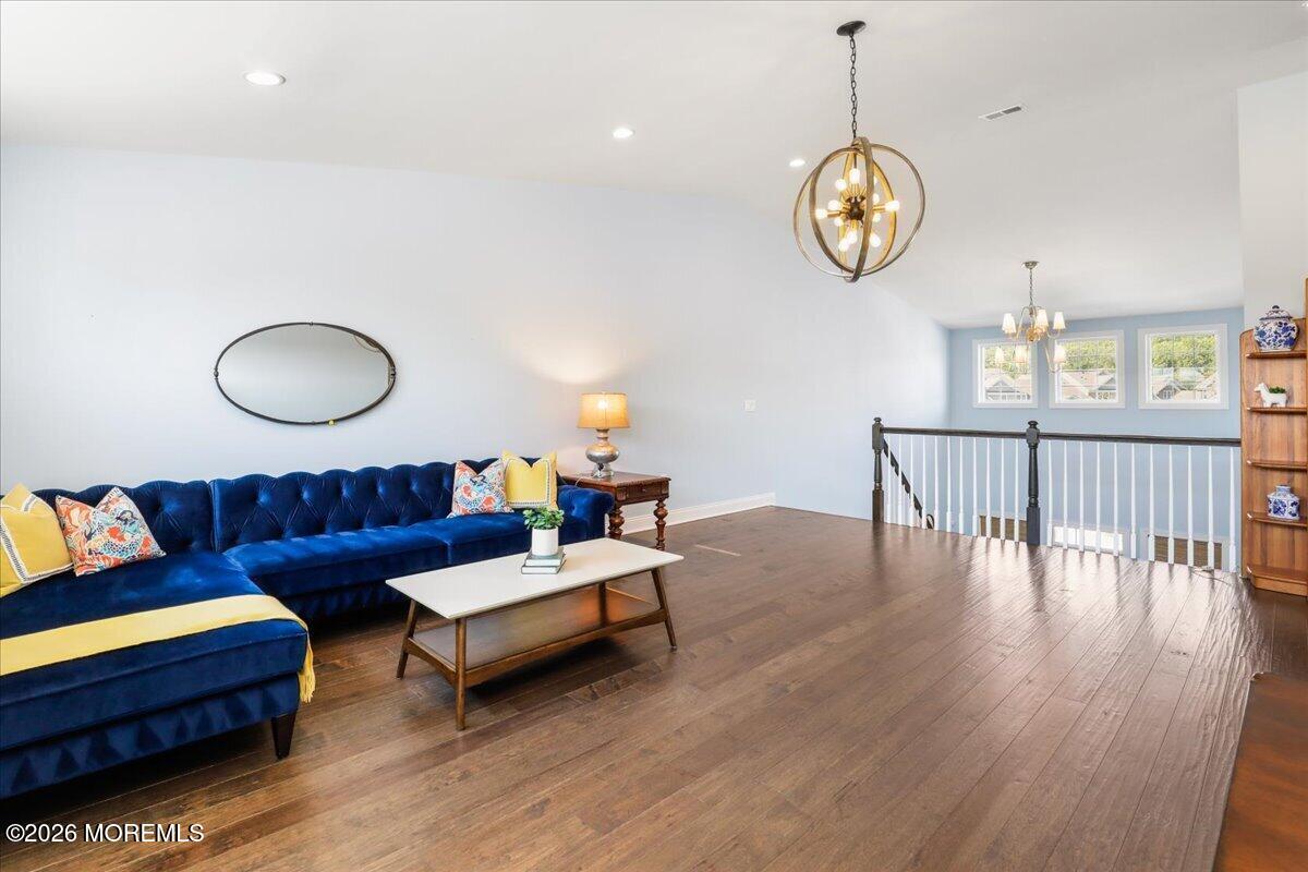 10 Greylynne Court Holmdel NJ 07733