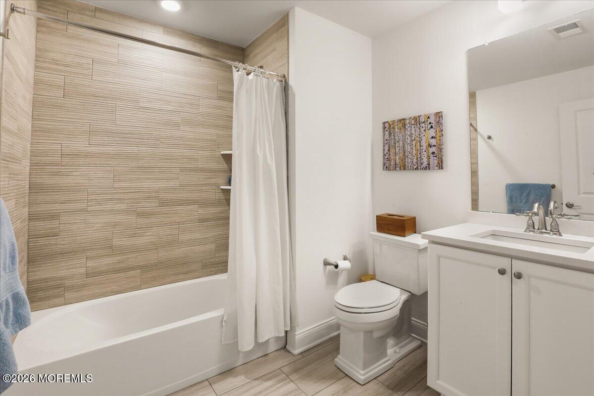 10 Greylynne Court Holmdel NJ 07733
