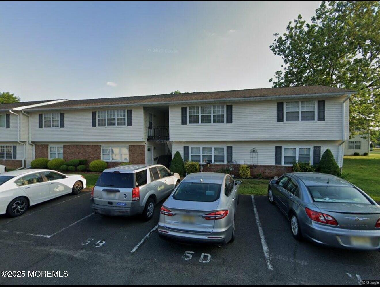 5 Texas Court Matawan NJ 07747